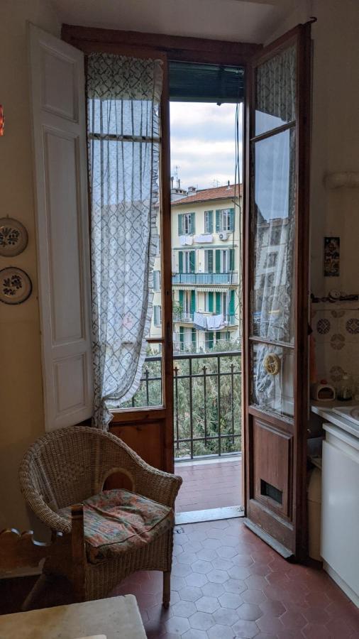 Double Bedroom In Beautiful 30'S Style Apartment Florencja Zewnętrze zdjęcie